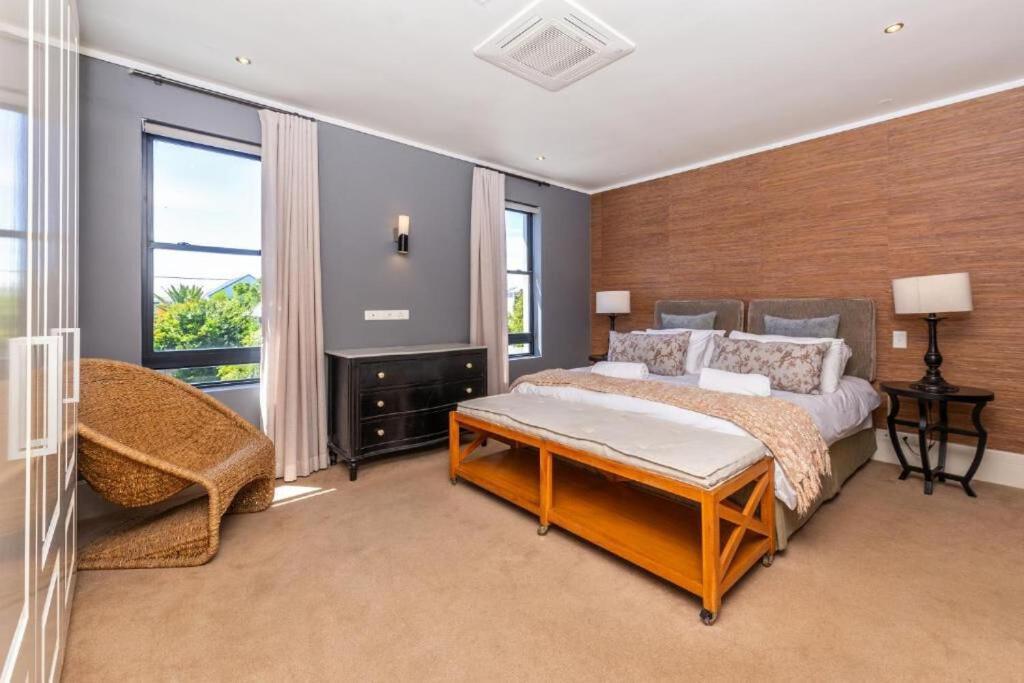 Deluxe Family Suite 105 Knysna Extérieur photo